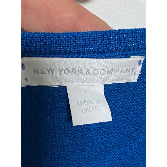 New York Company Blue Metallic Sparkle Scoop Neck Sweater S Rayon Acrylic Blend - Picture 4 of 6